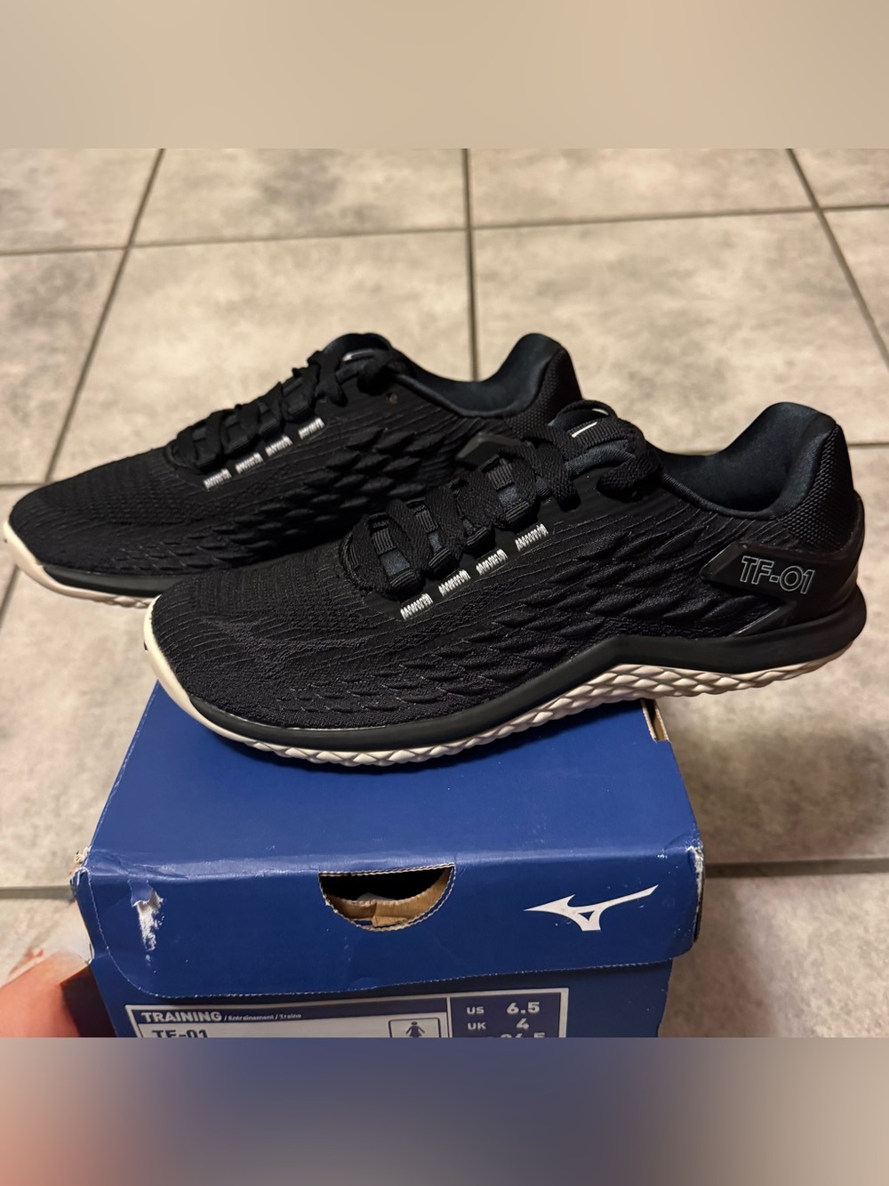 Mizuno TF-01 Training Cross Trainer Black shoes training gym Women's Size 6.5